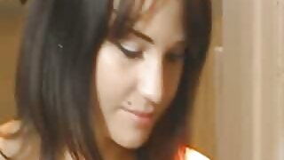 Կեղտոտ շիկահեր դայակ ...